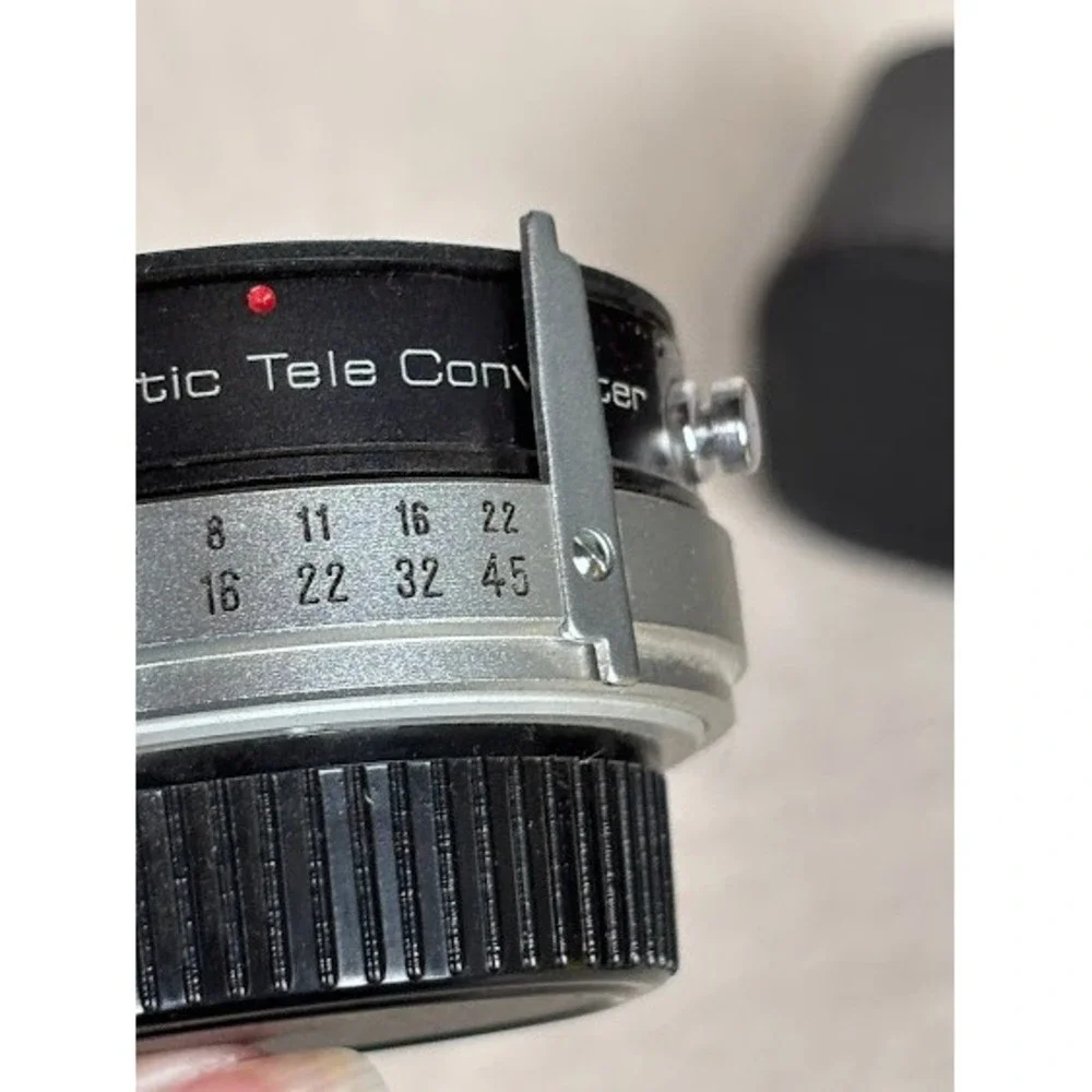 Vivitar Automatic Tele Converter 2X-5 Lens Made in Japan w/ Case ***UNTESTED ***